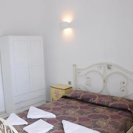 Ariadne Apartment